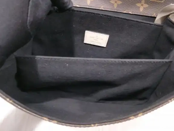 Affordable LOUIS VUITTON POCHETTE METIS 0605